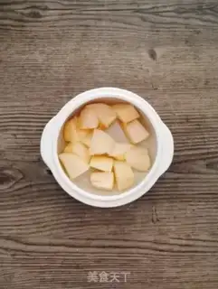 Make Apple Mountain sweet soup step 1