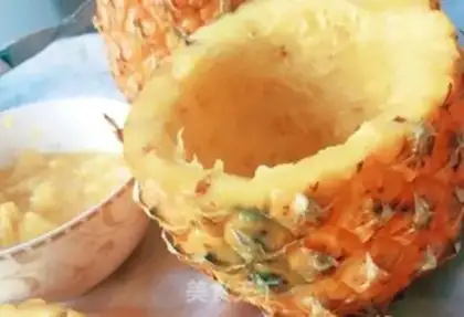 Make Pineapple rice step 0