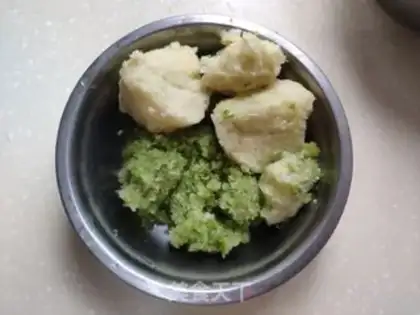 Make Pork dumplings step 5