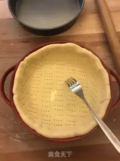Make Pumpkin fish salt pie step 8