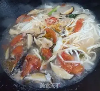 Make Tomato mushroom egg noodles step 8