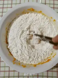 Make Pumpkin rolls step 2