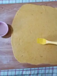 Make Pumpkin rolls step 6