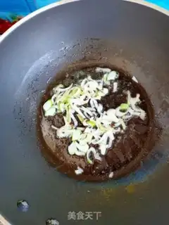 Make Godmother makes sour sauce step 2