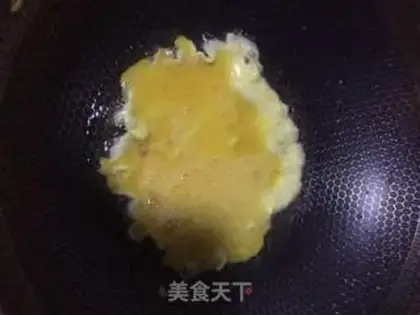 Make Onion fried eggs step 2