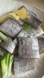 Make Jell-O fish step 1