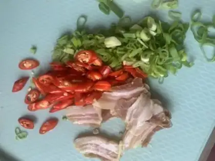 Make Jell-O fish step 5