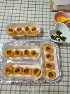 Make Pumpkin hot dog bread step 13
