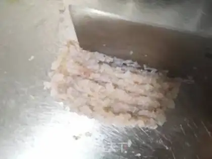 Make Wide crystal shrimp dumplings step 1