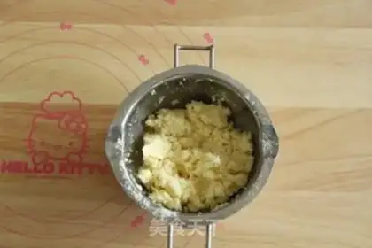 Make Pumpkin coconut soufflé step 7