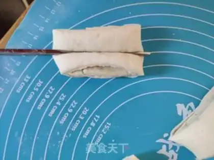 Make Pretzel rolls step 10