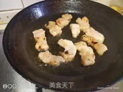 Make The salsa and fruit step 4