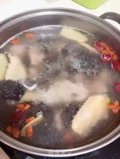 Make Fresh chicken soup step 4