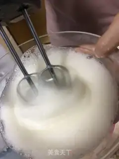 Make A simple six-inch cheesecake step 5
