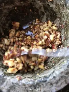 Make Peanut gravy step 14