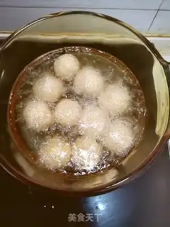 Make Pumpkin sesame ball step 6