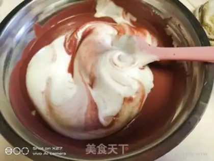 Make Red velvet cake rolls step 4