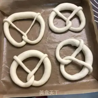 Make alkaline bread step 7