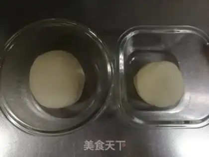 Make Sugar cakes and oil bars step 2