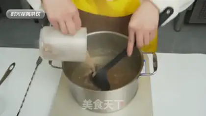 Make Black Sugar Pearl Milk Tea step 3