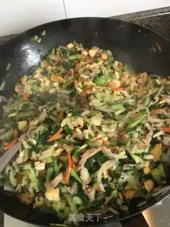 Make Spring rolls step 18