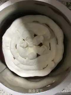 Make Strawberry cream cake step 21
