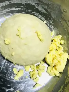 Make Beans bread step 4