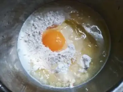 Make Egg rolls step 4