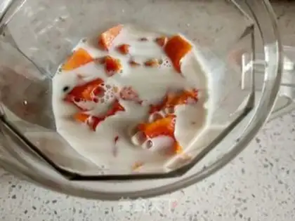Make A papaya shake step 3