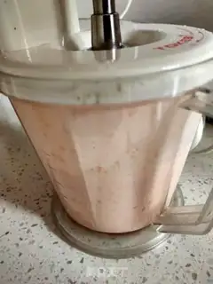 Make A papaya shake step 5