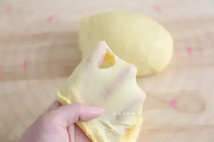 Make Japanese pumpkin bean buns step 2
