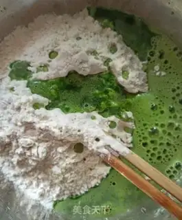 Make Handy spinach to the surface step 2