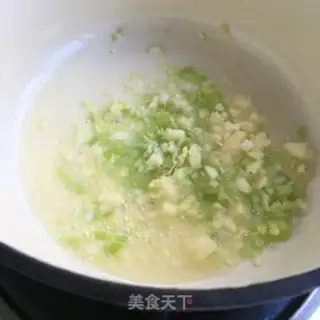 Make Bacon shrimp cream pasta step 6