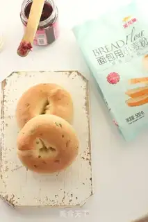 Make Onion bagels step 12