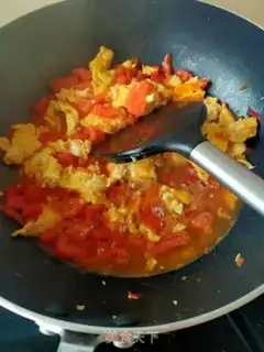 Make Tomato eggs step 3