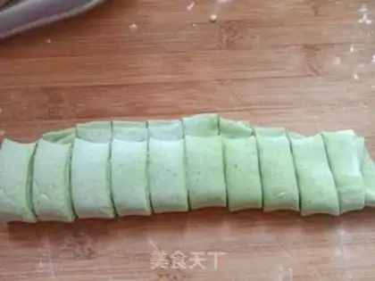 Make Handy spinach to the surface step 7