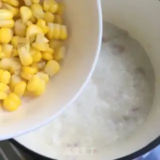 Make Bacon shrimp cream pasta step 10