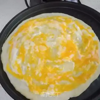 Make Egg burrito step 4
