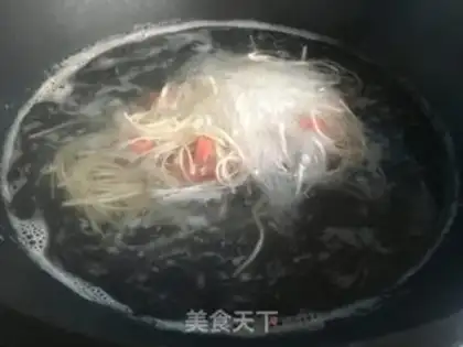 Make Sour soup on the intestines step 5