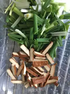 Make Garlic fried eggs step 0