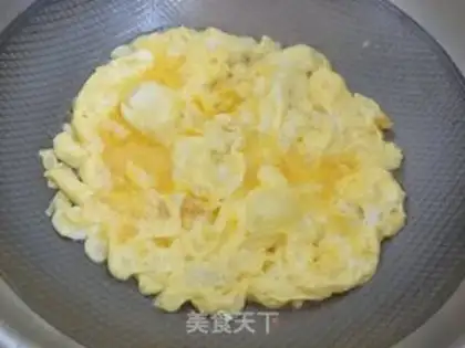 Make Scrambled eggs step 4