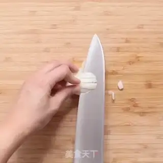 Make Spicy sauce toast step 0