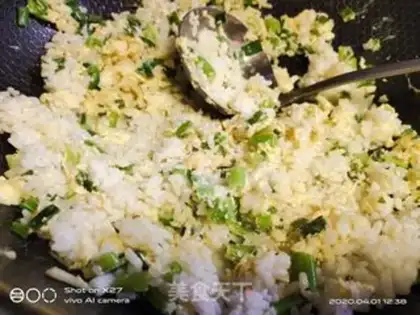 Make Onion egg fried rice step 6