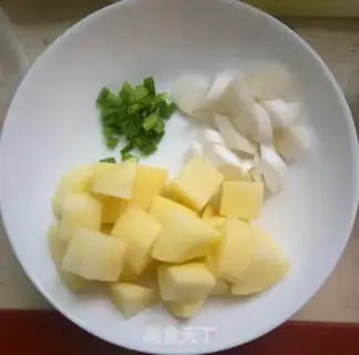 Make Potato mushroom chicken step 1