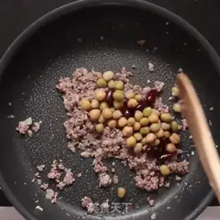 Make Spicy sauce toast step 6