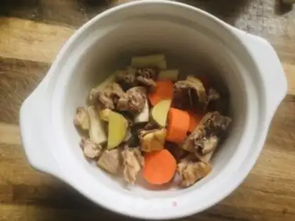 Make Mountain medicine carrot chicken soup step 2