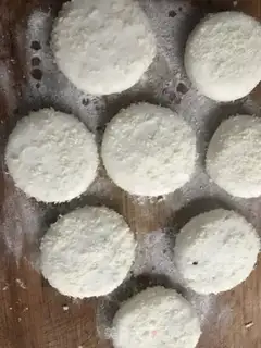 Make The rice sesame pie step 1