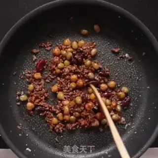 Make Spicy sauce toast step 7