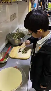 Make Spring rolls step 2