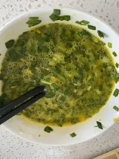 Make Eggs from the casserole step 1